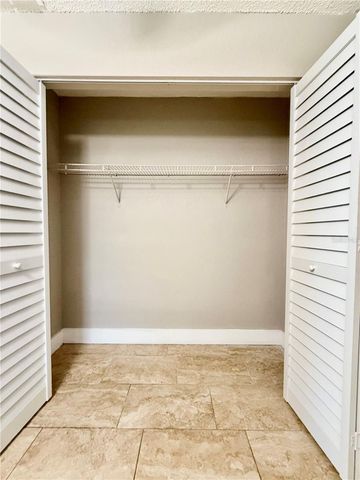 7132 OAKWOOD DRIVE, New Port Richey, FL 34652