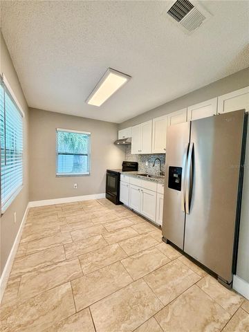 7132 OAKWOOD DRIVE, New Port Richey, FL 34652