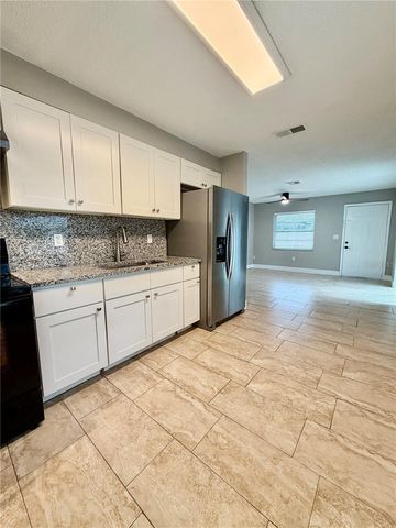7132 OAKWOOD DRIVE, New Port Richey, FL 34652