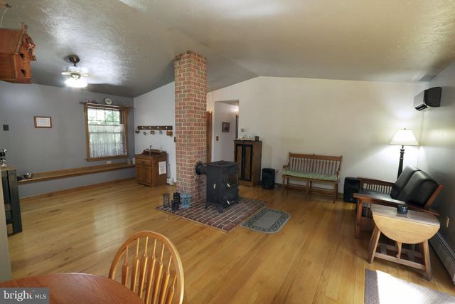 1580 GIRL SCOUT RD, Denver, PA 17517