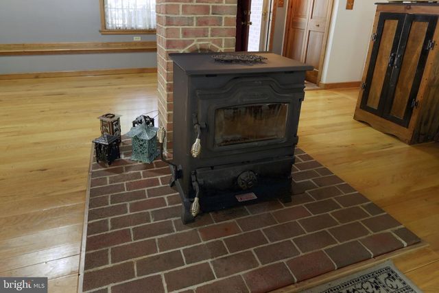 1580 GIRL SCOUT RD, Denver, PA 17517