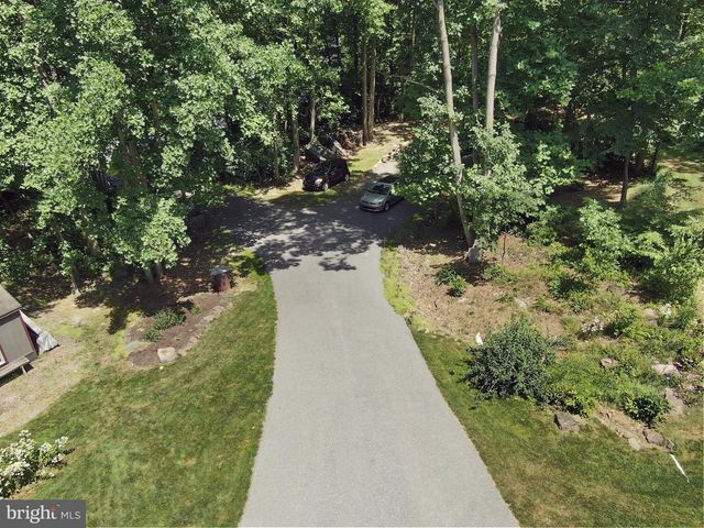 1580 GIRL SCOUT RD, Denver, PA 17517