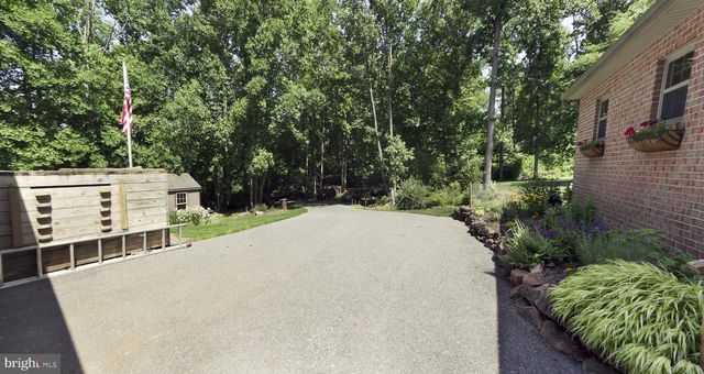 1580 GIRL SCOUT RD, Denver, PA 17517