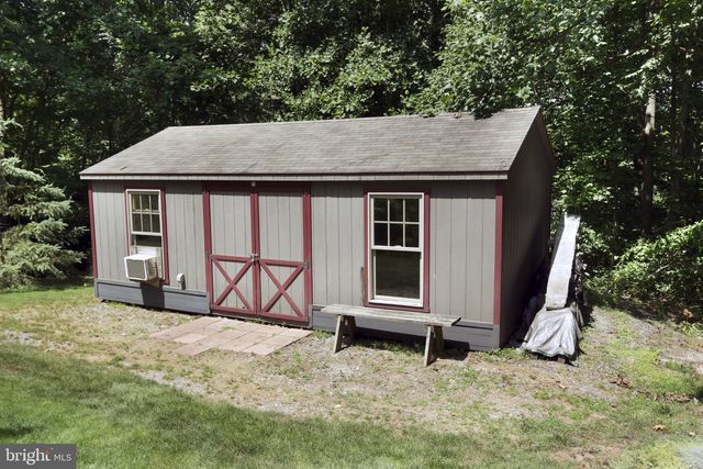 1580 GIRL SCOUT RD, Denver, PA 17517