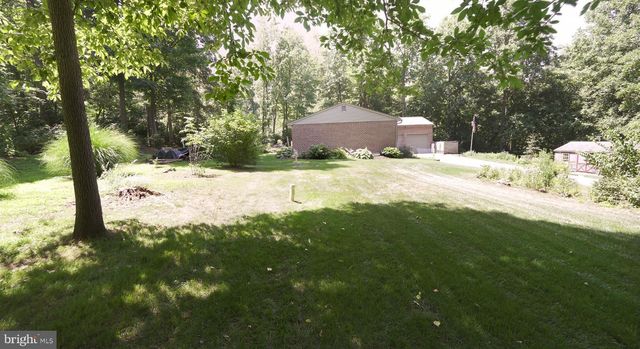 1580 GIRL SCOUT RD, Denver, PA 17517
