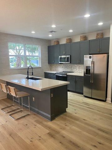 229 N Latitude Circle, Delray Beach, FL 33483