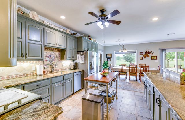 9508 Nutcracker Court, Granbury, TX 76049