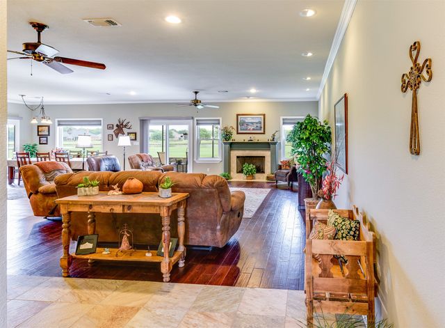 9508 Nutcracker Court, Granbury, TX 76049