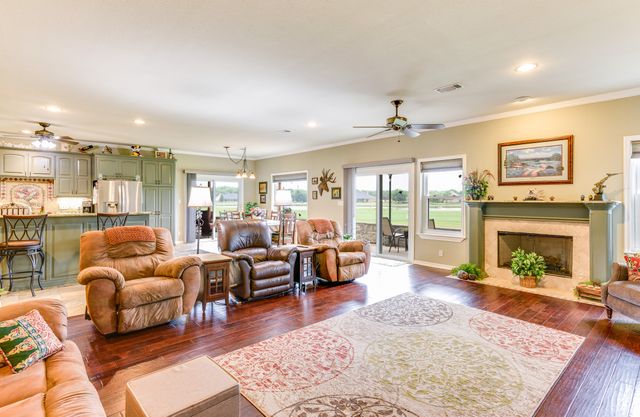 9508 Nutcracker Court, Granbury, TX 76049