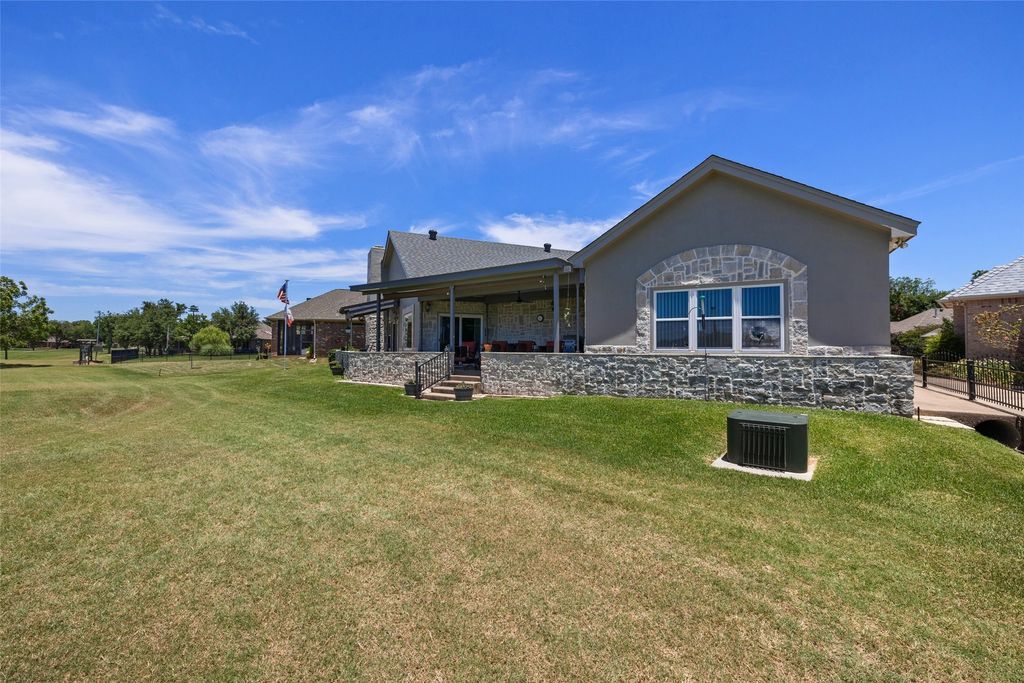 9508 Nutcracker Court, Granbury, TX 76049 — photo 5