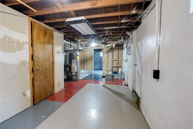 6306 E 152nd Street, Grandview, MO 64030