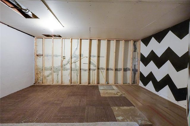 6306 E 152nd Street, Grandview, MO 64030