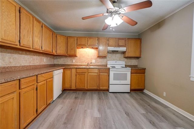 6306 E 152nd Street, Grandview, MO 64030