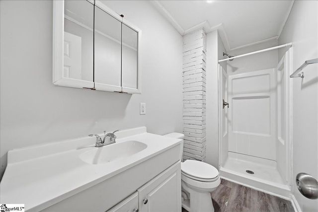 412 Hood Road, Greenville, SC 29611
