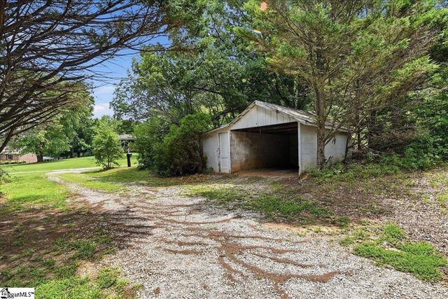 412 Hood Road, Greenville, SC 29611