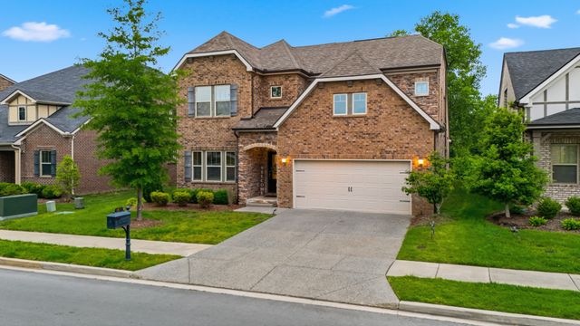 1677 Boardwalk Pl, Gallatin, TN 37066