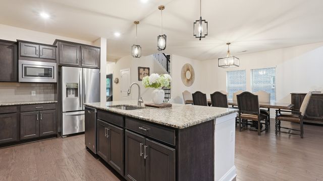 1677 Boardwalk Pl, Gallatin, TN 37066