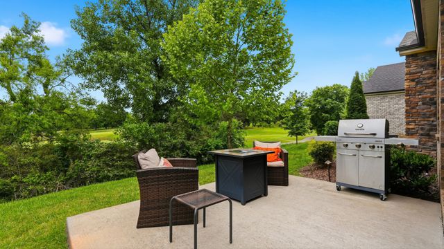 1677 Boardwalk Pl, Gallatin, TN 37066