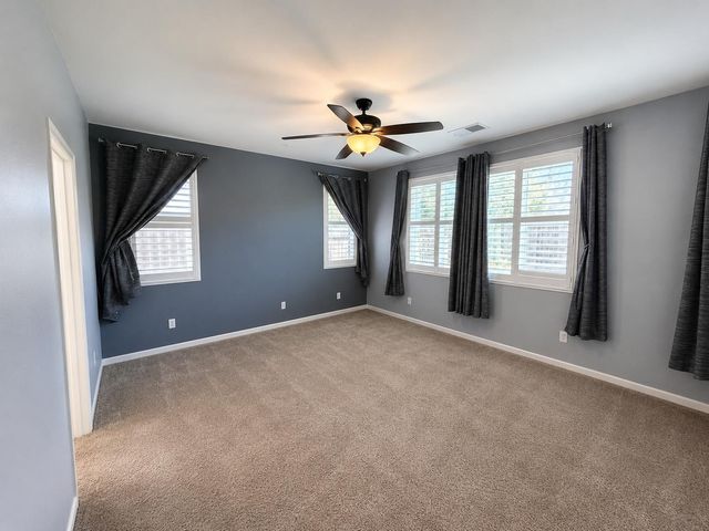 3742 Wrenwood Avenue, Clovis, CA 93619