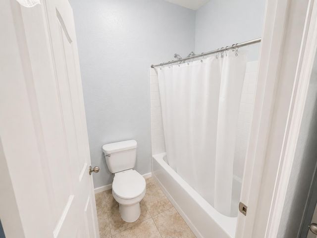 3742 Wrenwood Avenue, Clovis, CA 93619