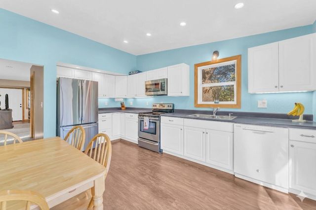 2800 Mabie STREET, Delavan, WI 53115