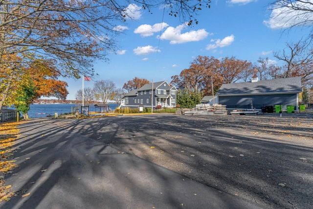 2800 Mabie STREET, Delavan, WI 53115