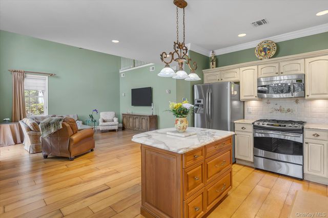 742 Verona Drive, Melville, NY 11747