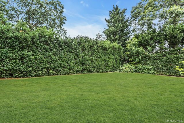 2782 Harvey Avenue, Oceanside, NY 11572
