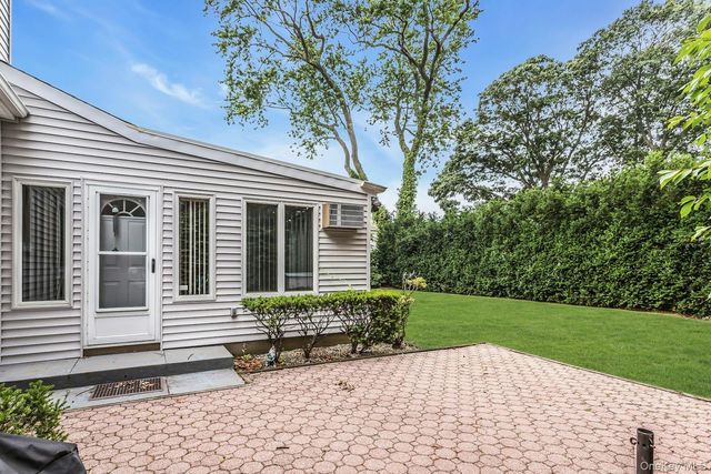 2782 Harvey Avenue, Oceanside, NY 11572