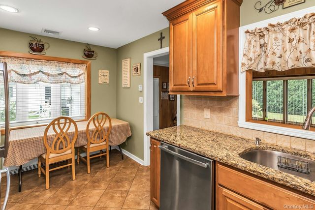 2782 Harvey Avenue, Oceanside, NY 11572