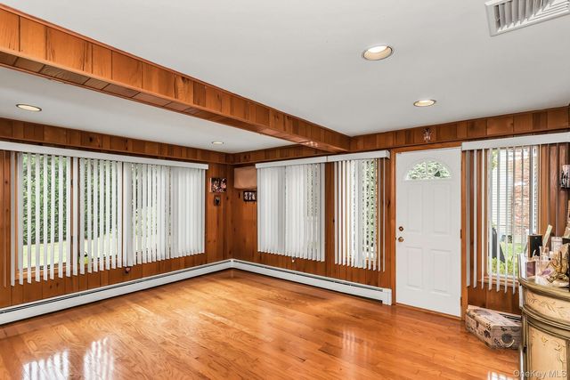 2782 Harvey Avenue, Oceanside, NY 11572