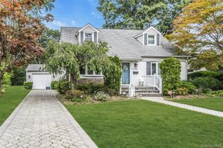 2782 Harvey Avenue, Oceanside, NY 11572