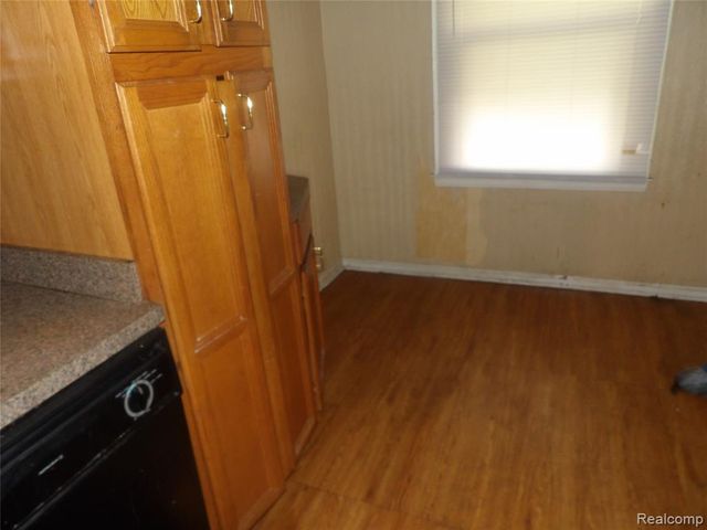 8235 Prest Street, Detroit, MI 48228