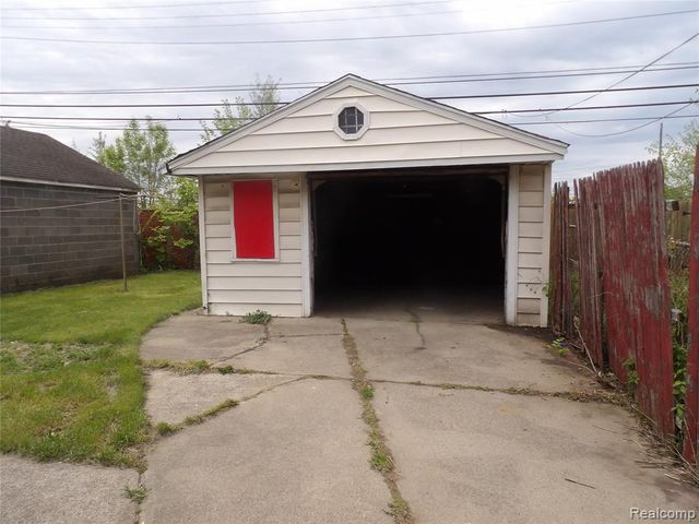 8235 Prest Street, Detroit, MI 48228