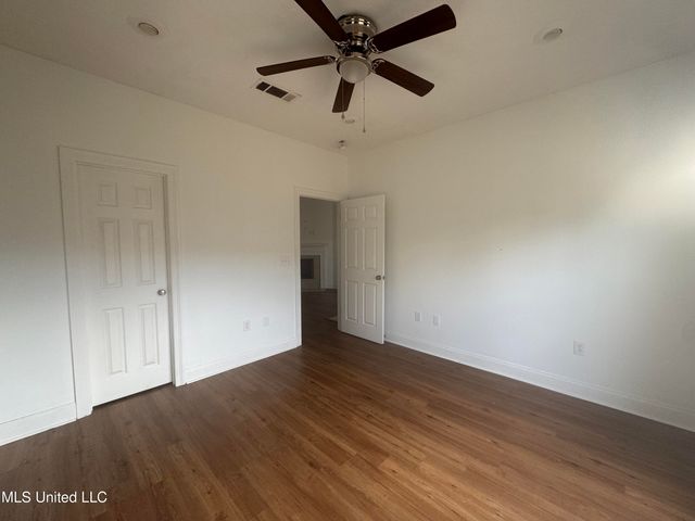 411 Poplar Boulevard, Pearl, MS 39208