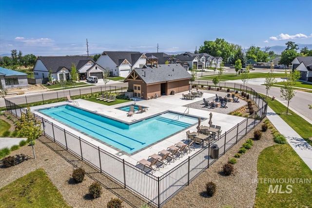 207 S Eagles Roost Way, Eagle, ID 83616