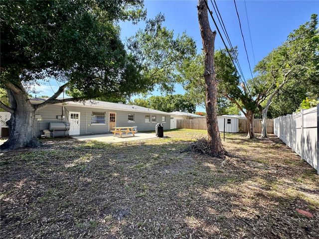 4917 99TH STREET N, St Petersburg, FL 33708