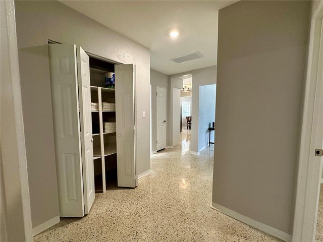 4917 99TH STREET N, St Petersburg, FL 33708
