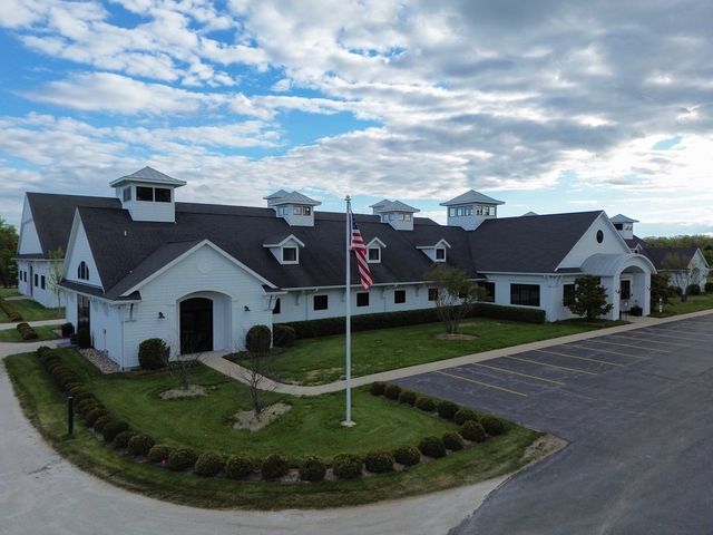 14341 W OLD SCHOOL Road, Libertyville, IL 60048