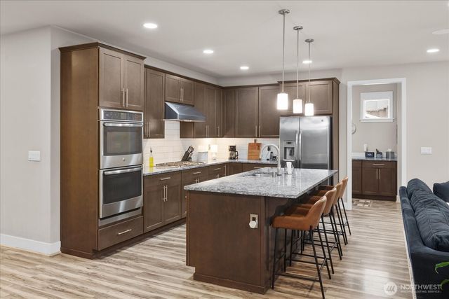 715 153rd Street SW, Lynnwood, WA 98087