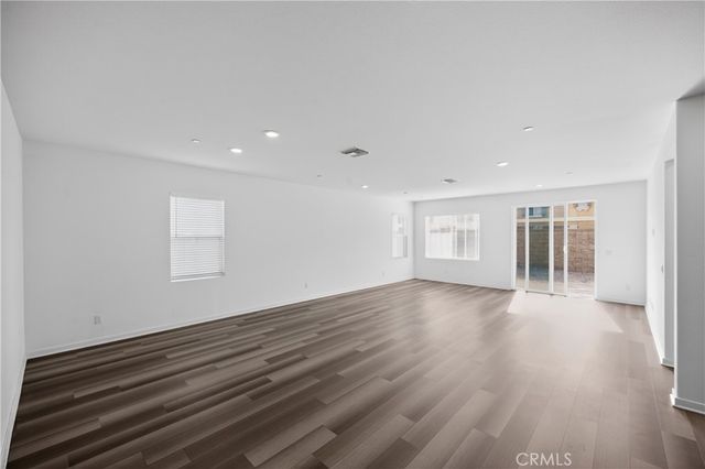 41507 Red Car, Lake Elsinore, CA 92532