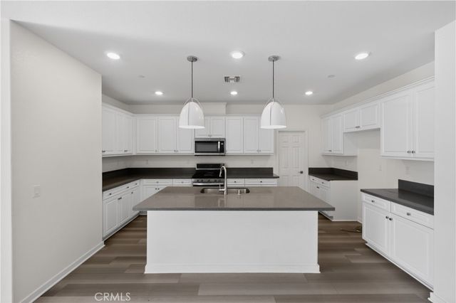 41507 Red Car, Lake Elsinore, CA 92532