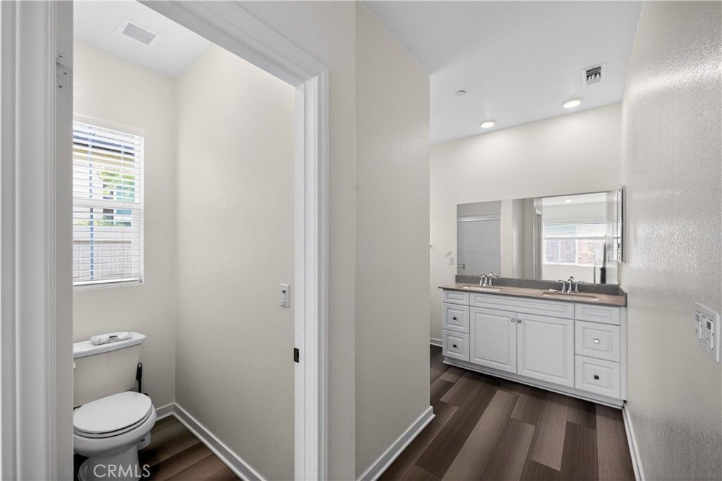 Image 12 of property listing at 41507 Red Car, Lake Elsinore, CA 92532