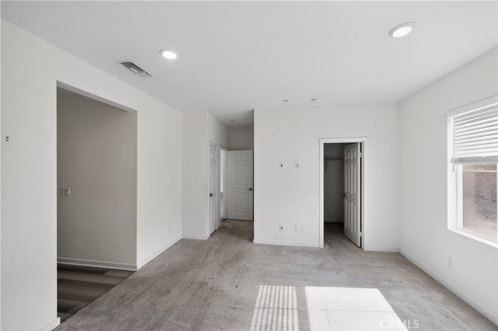 Image 20 of property listing at 41507 Red Car, Lake Elsinore, CA 92532