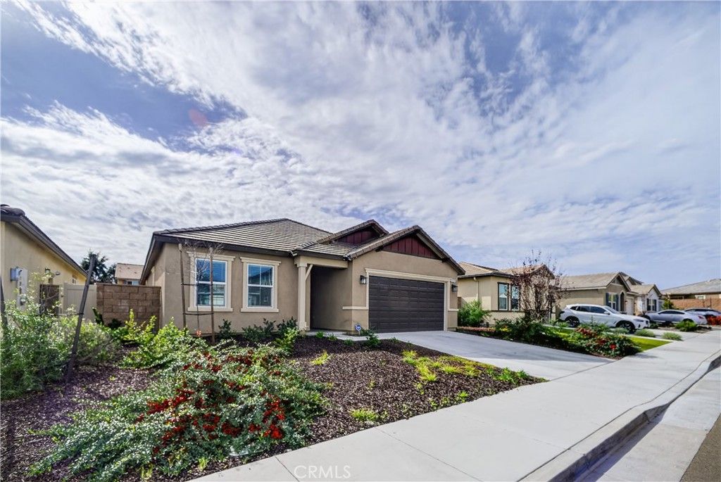 Image 27 of property listing at 41507 Red Car, Lake Elsinore, CA 92532