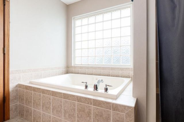 11694 Tar Heel Trail, Rockton, IL 61072