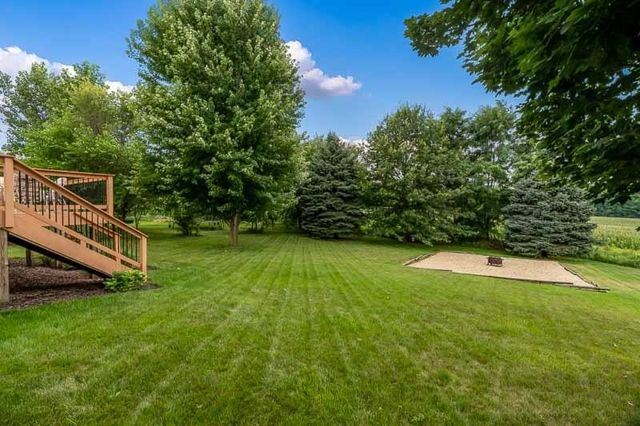 11694 Tar Heel Trail, Rockton, IL 61072