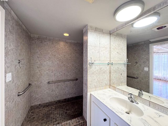 107 Lazy Lane, Crockett, TX 75835