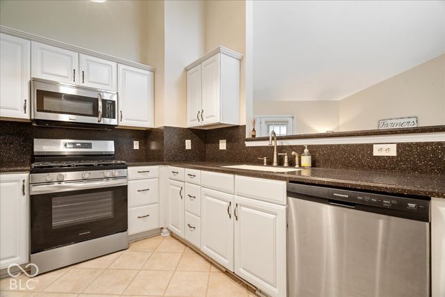 3015 Kindiwa Court, Carmel, IN 46033
