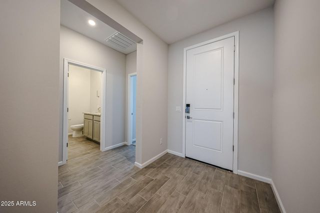 18110 W CREEDANCE Boulevard, Surprise, AZ 85387